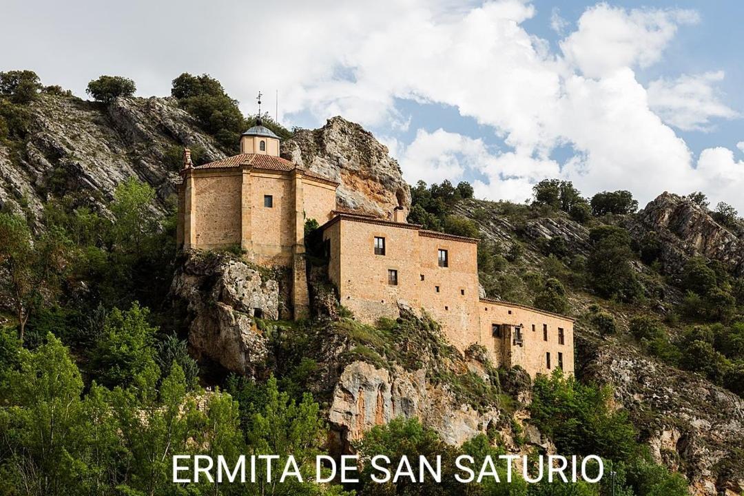 Los Soportales Soria Exteriör bild